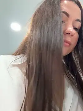 dreams4u online show from April 19, 2026, 9:30 am