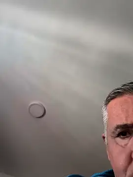 Snapshot of parejamlga58 chatting on November 19, 2025, 2:50 pm parejamlga58 online show from November 19, 2025, 2:50 pm