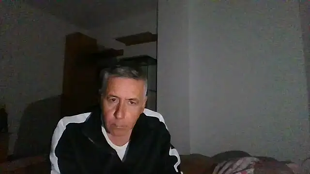 Snapshot of parejamlga58 chatting on December 16, 2025, 10:26 pm parejamlga58 online show from December 16, 2025, 10:26 pm