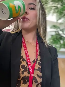 Snapshot of Emilia_Bakerr chatting on December 13, 2024, 7:10 pm Emilia Bakerr online show from December 13, 2024, 7:10 pm