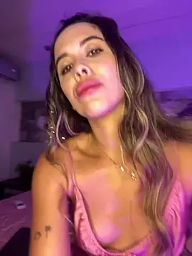 Snapshot of Emilia_Bakerr chatting on January 12, 2025, 9:19 pm Emilia Bakerr online show from January 12, 2025, 9:19 pm