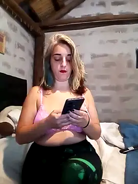 Snapshot of nenamalanenamala chatting on March 10, 2025, 3:41 pm nenamalanenamala online show from March 10, 2025, 3:41 pm