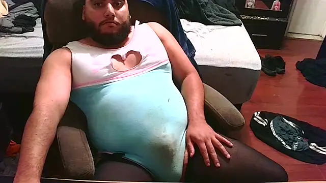 Snapshot of babykayla972 chatting on December 2, 2025, 10:16 pm babykayla972 online show from December 2, 2025, 10:16 pm