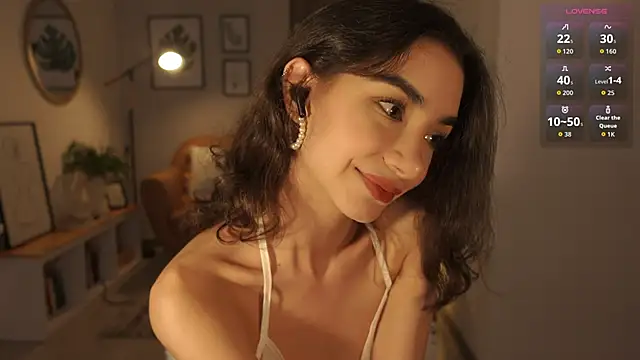 JulietteDee online show from November 3, 2025, 9:59 pm