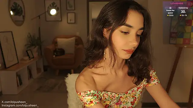 JulietteDee online show from November 5, 2025, 10:21 pm