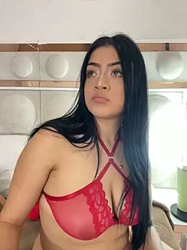 lucianaroy online show from March 13, 2025, 5:00 am