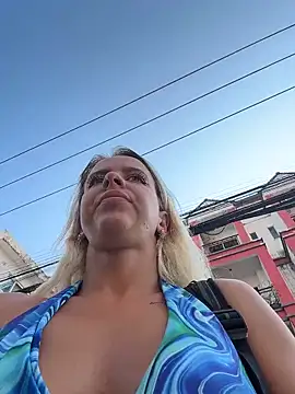 LikaCat online show from April 3, 2026, 1:47 am