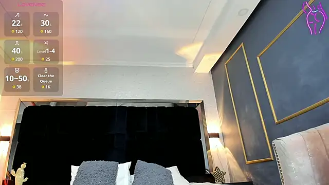 NikkySmiith online show from February 21, 2025, 6:59 pm