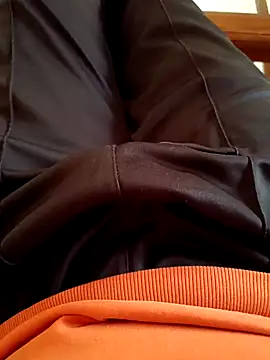 Snapshot of Alonesexyboy1 chatting on January 30, 2025, 9:15 am Alonesexyboy1 online show from January 30, 2025, 9:15 am