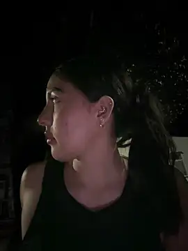 Snapshot of MarianaBenz chatting on February 15, 2025, 2:58 am MarianaBenz online show from February 15, 2025, 2:58 am