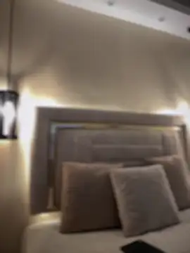 Snapshot of MarianaBenz chatting on September 17, 2025, 10:22 pm MarianaBenz online show from September 17, 2025, 10:22 pm