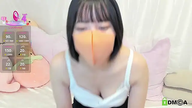 maika08 online show from March 13, 2025, 2:44 pm