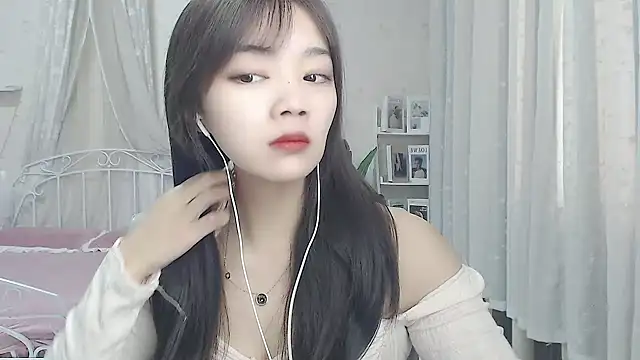 Jenny-Z online show from February 10, 2026, 2:04 am