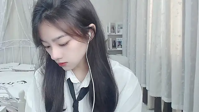 Snapshot of Jenny-Z chatting on May 12, 2026, 1:47 am Jenny-Z online show from May 12, 2026, 1:47 am