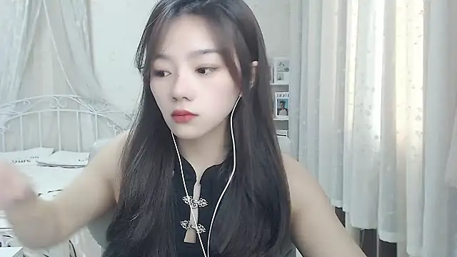Snapshot of Jenny-Z chatting on May 14, 2026, 2:29 am Jenny-Z online show from May 14, 2026, 2:29 am