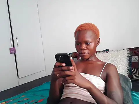 Snapshot of petiteebony_81 chatting on May 19, 2026, 6:42 am petiteebony 81 online show from May 19, 2026, 6:42 am