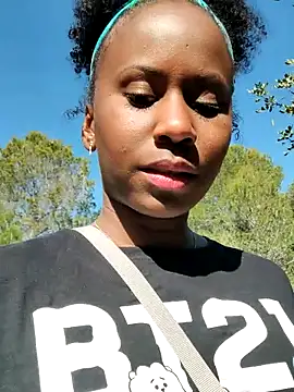 Jeniffer Jarvis online show from February 22, 2026, 11:42 am