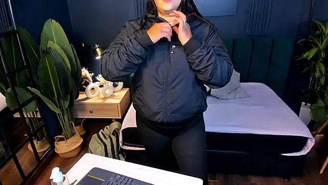 taylor bennet online show from February 10, 2025, 12:08 pm