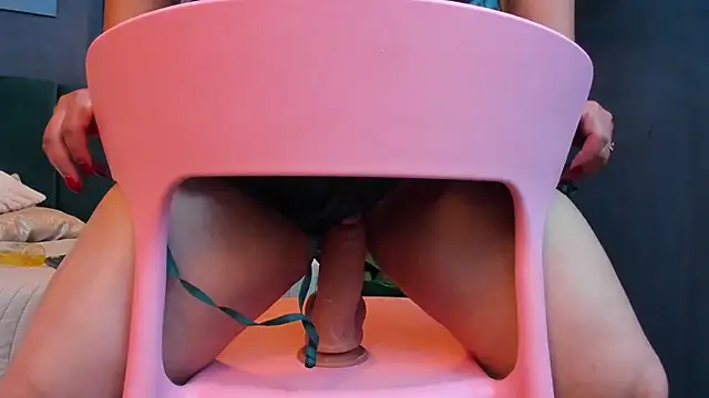 taylor bennet online show from March 17, 2025, 6:21 pm