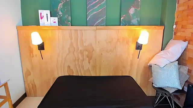 taylor bennet online show from March 18, 2025, 12:14 pm