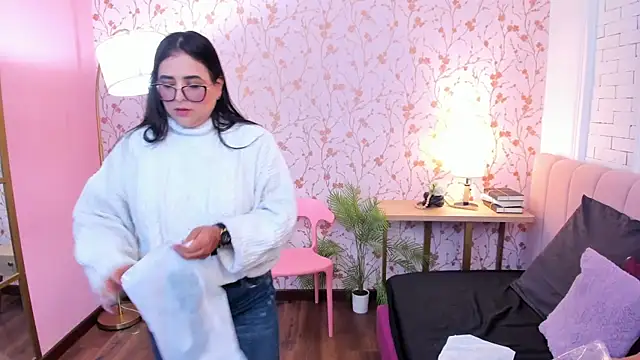 Snapshot of taylor_bennet chatting on February 18, 2026, 11:50 am taylor bennet online show from February 18, 2026, 11:50 am