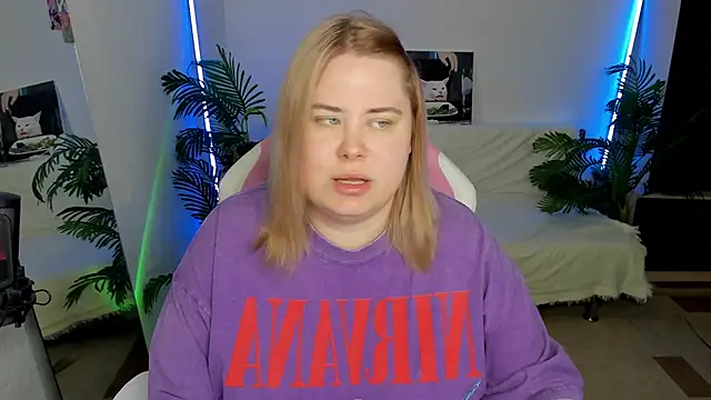 Akemi BBW online show from February 17, 2025, 6:37 pm