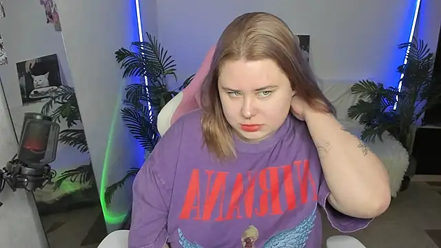 Akemi BBW online show from March 5, 2025, 5:50 pm