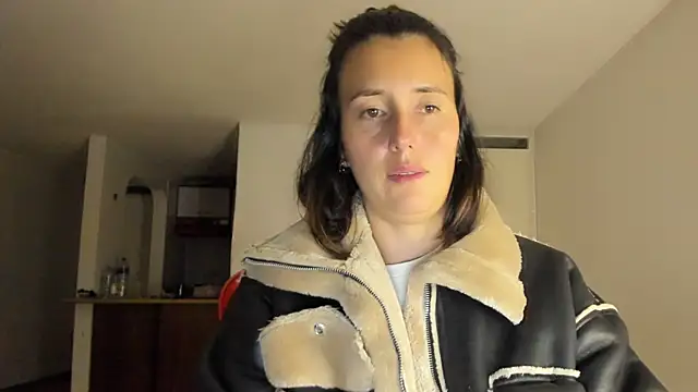 Snapshot of zoe_jeane_beker chatting on February 15, 2025, 12:37 am zoe jeane beker online show from February 15, 2025, 12:37 am