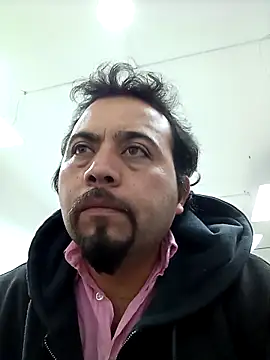 maxAnderson 1 online show from February 12, 2026, 3:18 pm