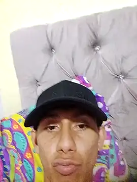 Snapshot of Sexy_boy1215 chatting on October 29, 2025, 1:41 am Sexy boy1215 online show from October 29, 2025, 1:41 am