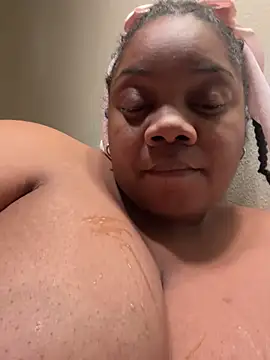 Snapshot of kaycee2nasty chatting on January 28, 2025, 1:29 am kaycee2nasty online show from January 28, 2025, 1:29 am