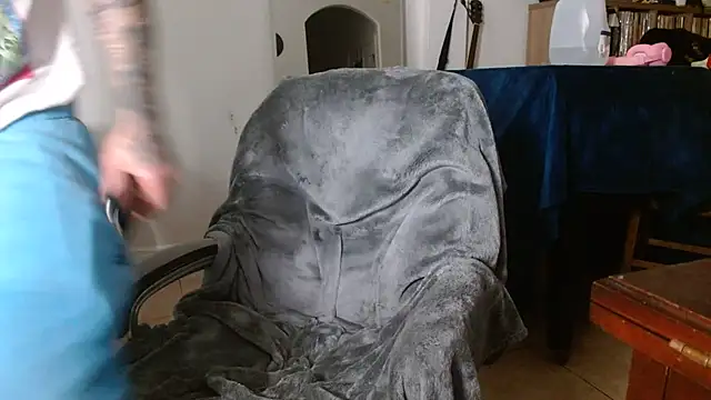 bobbybacala91 online show from September 27, 2025, 9:58 am