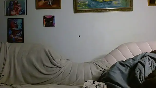 bobbybacala91 online show from October 1, 2025, 5:46 am