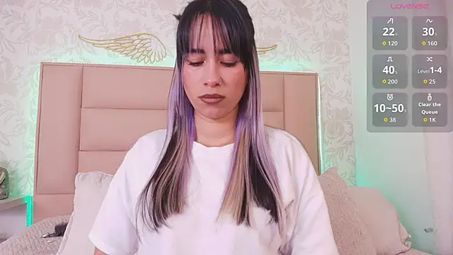 Snapshot of monserrat_towers chatting on November 20, 2025, 12:49 pm monserrat towers online show from November 20, 2025, 12:49 pm