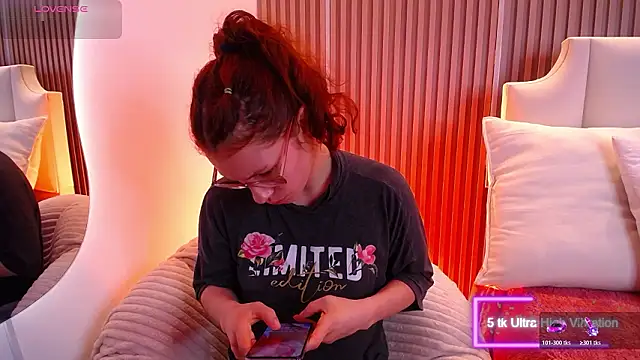 Katy Van online show from March 20, 2026, 8:57 pm