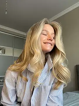 JessIsLove online show from February 28, 2025, 5:37 am