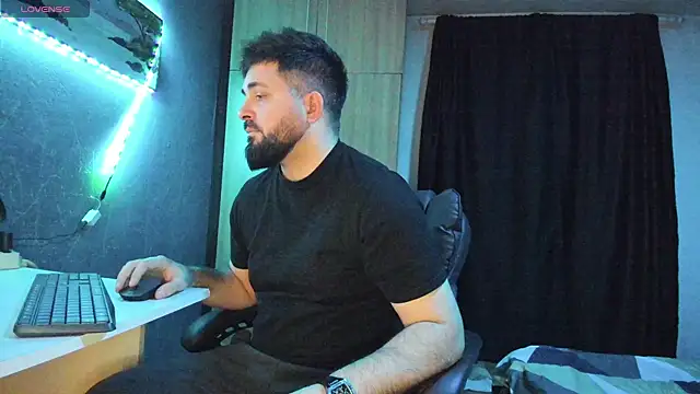 Eduu2322 online show from February 22, 2025, 10:31 pm