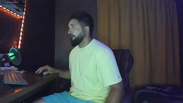 Eduu2322 online show from September 16, 2025, 9:05 pm