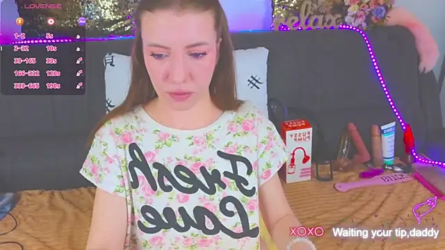 AlexaStoun online show from February 18, 2025, 2:49 pm