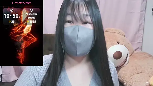 yuinyan3150 online show from December 24, 2024, 6:17 pm