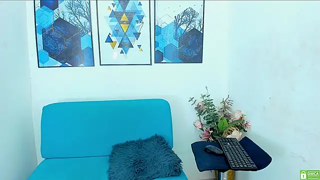 naughty-goddessts online show from February 10, 2026, 7:34 am