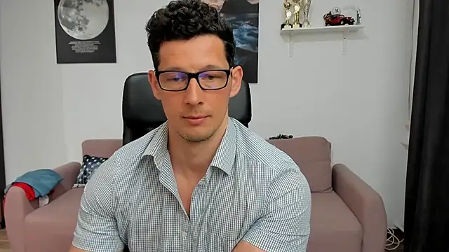 BrutusK08 online show from March 7, 2025, 5:06 pm