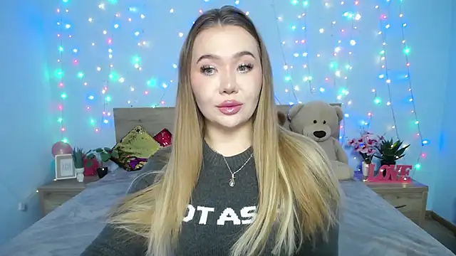 Snapshot of StacyYellig chatting on January 26, 2025, 2:35 am StacyYellig online show from January 26, 2025, 2:35 am