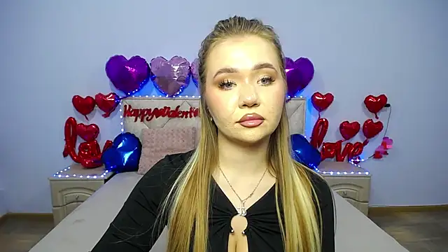 Snapshot of StacyYellig chatting on February 11, 2025, 6:33 pm StacyYellig online show from February 11, 2025, 6:33 pm