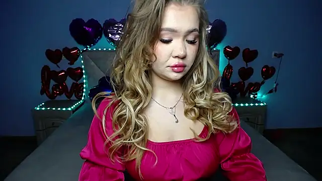 Snapshot of StacyYellig chatting on February 21, 2025, 8:16 pm StacyYellig online show from February 21, 2025, 8:16 pm