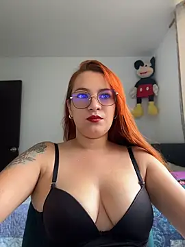 Snapshot of eva__xox chatting on May 8, 2026, 8:36 pm eva xox online show from May 8, 2026, 8:36 pm