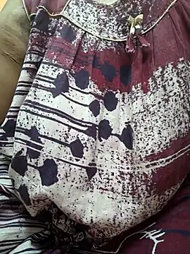 CUTE SOPHIA- online show from February 28, 2026, 7:04 pm