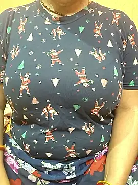 CUTE SOPHIA- online show from March 19, 2026, 1:53 am