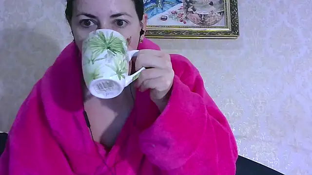 StunnigArt online show from March 4, 2026, 2:17 am