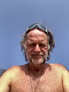 Snapshot of artXhibitor chatting on March 7, 2026, 1:41 pm artXhibitor online show from March 7, 2026, 1:41 pm